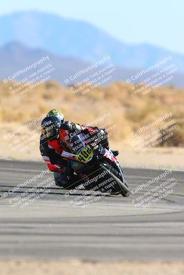 media/Jan-10-2025-CVMA Friday Practice (Fri) [[489e0da257]]/Group 4 and Trackday/Session 4 (Turn 16)/